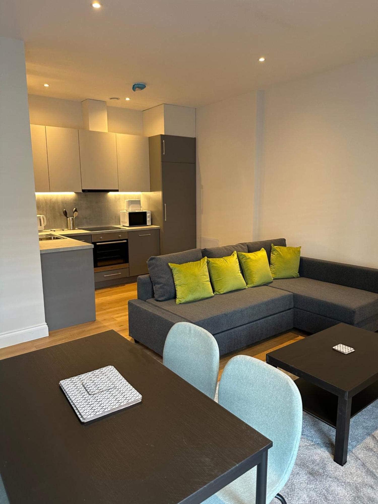 Winchester Street Apartments By Urban Abode Basingstoke Exterior photo
